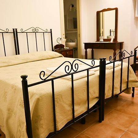 Bed & Breakfast Castello Vecchio รากูซา ภายนอก รูปภาพ